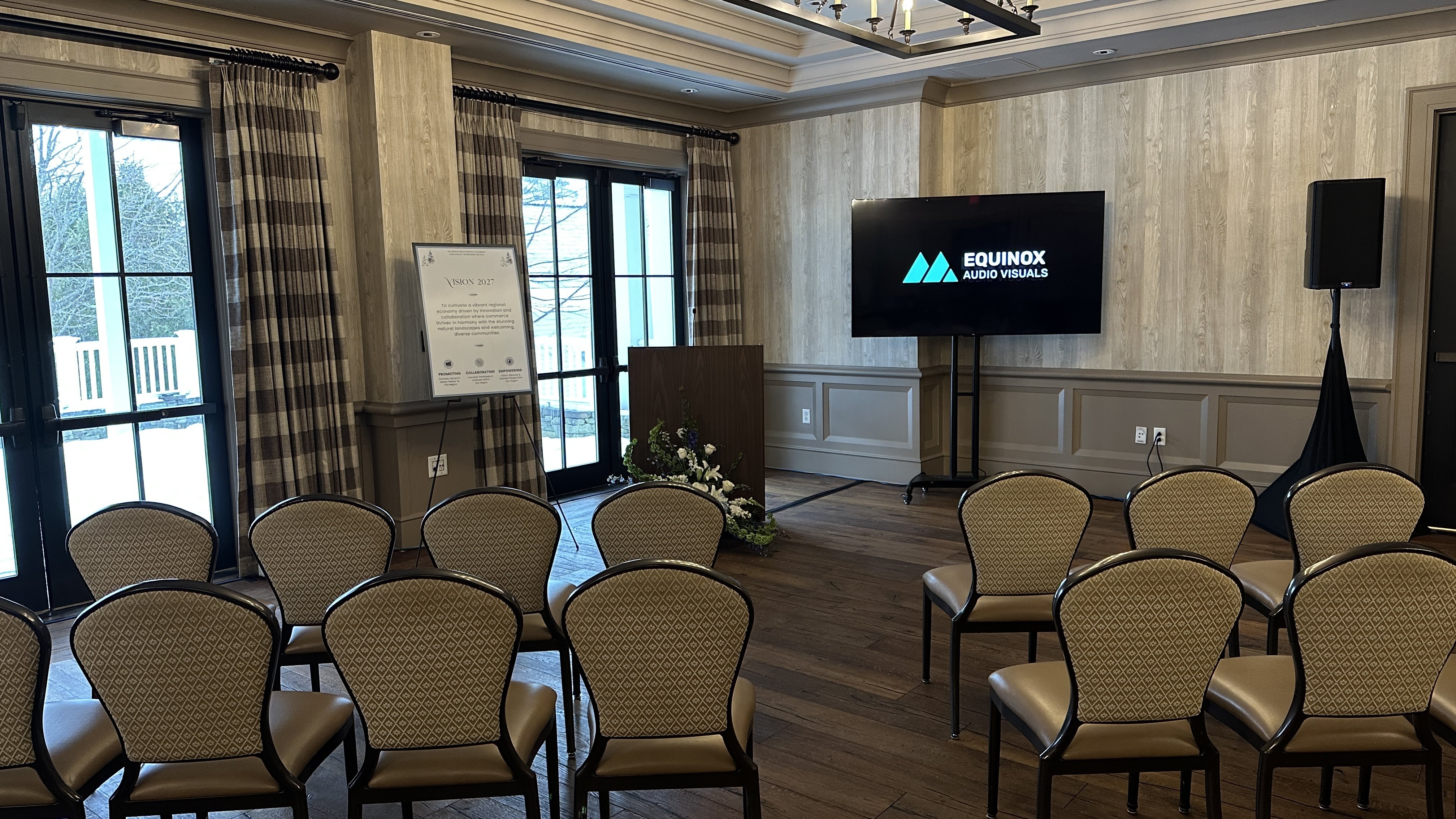 Presentation and networking at the Chamber event